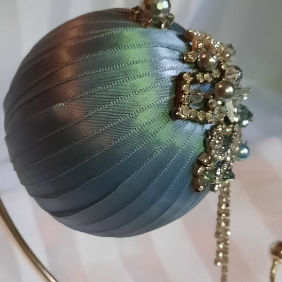Handmade Christmas ball "Victorian style" #644 - Picture 2 of 4